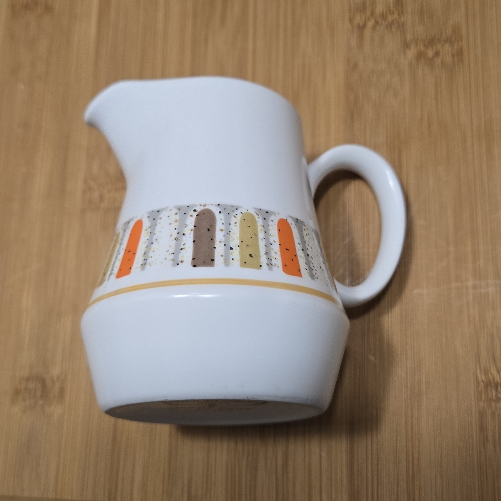 Noritake Progression Mardi Gras 9019 Creamer
